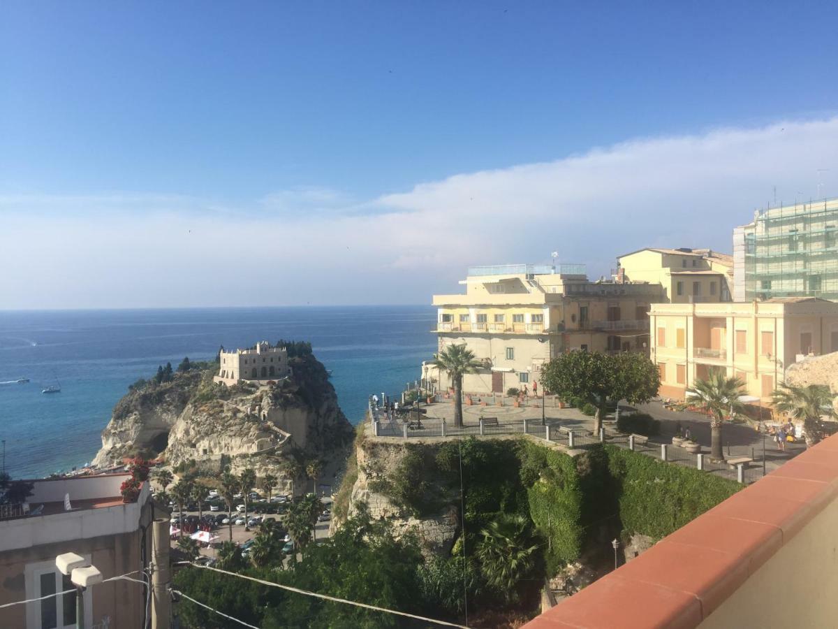 Lo Splendore Del Borgo Tropea Luaran gambar