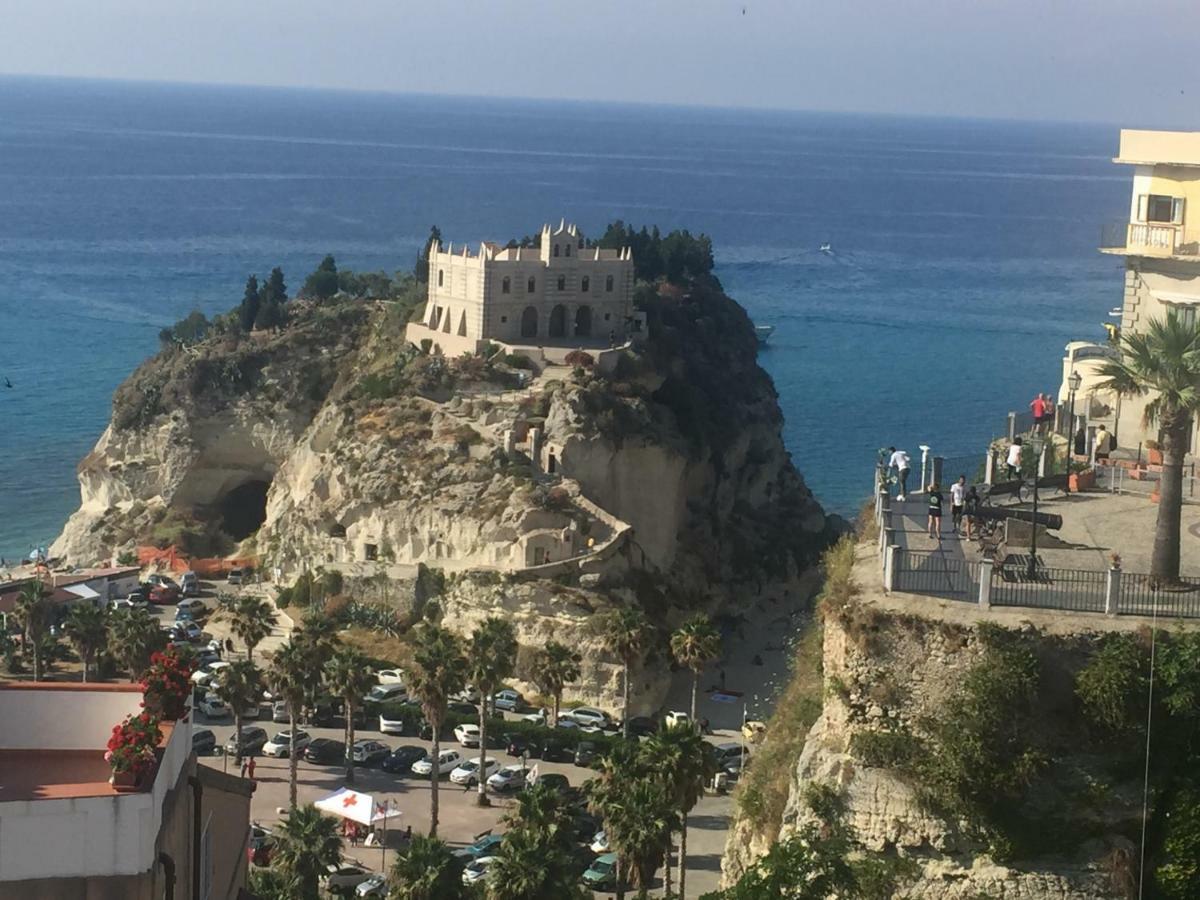 Lo Splendore Del Borgo Tropea Luaran gambar