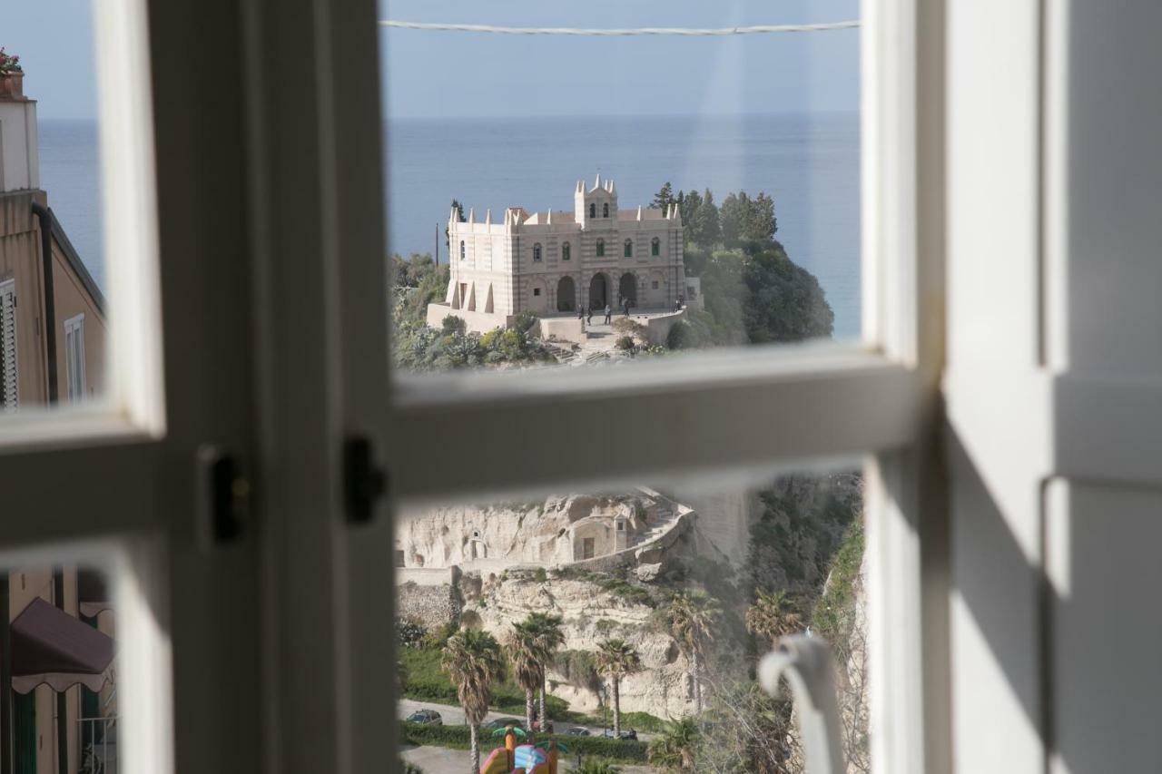 Lo Splendore Del Borgo Tropea Luaran gambar