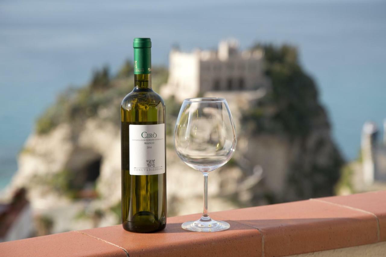 Lo Splendore Del Borgo Tropea Luaran gambar